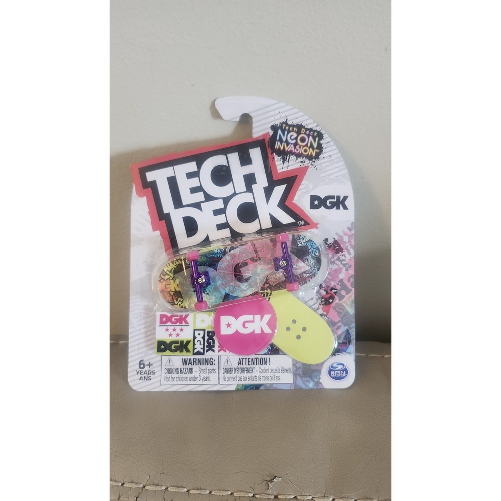Tech Deck Fingerboard | DGK NEON INVASION - ULTRA RARE